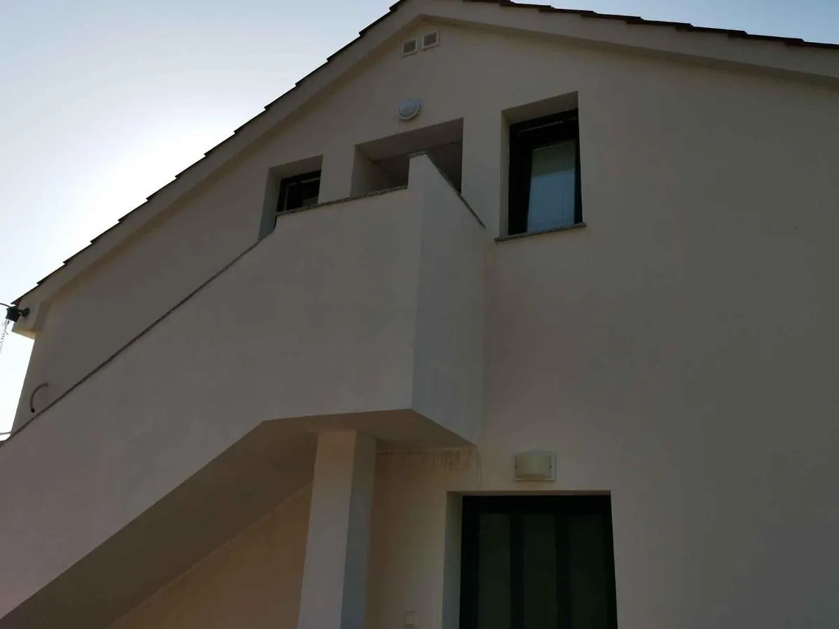 Apartment In Ugljan - Insel Ugljan 42969 קרואטיה