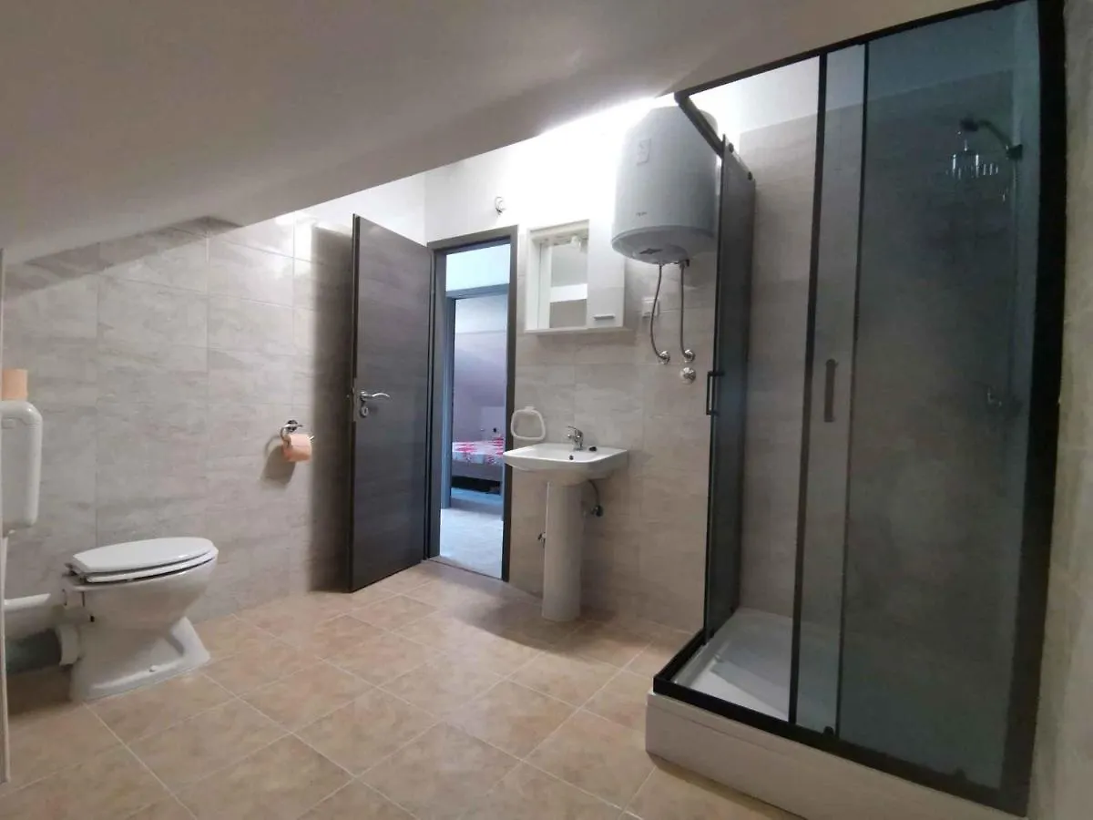 Apartment In Ugljan - Insel Ugljan 42969